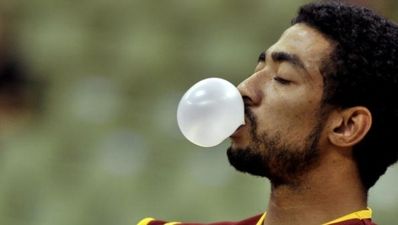 04/05 Only on Facebook