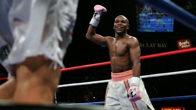 Mayweather may fight Martinez