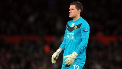 Foster leaves Old Trafford
