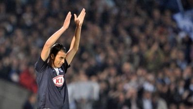 Arsenal announce Chamakh move