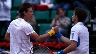 Dismal Murray bows out in France