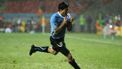 Uruguay, Ghana through to quarters