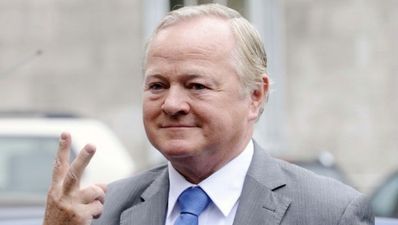 27/06 The Front Pages