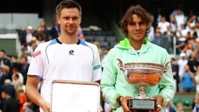 Nadal survives Soderling scare