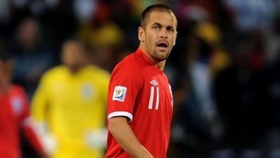 Liverpool sign Cole on four-year deal