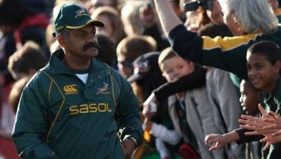 De Villiers blasts Irish referees