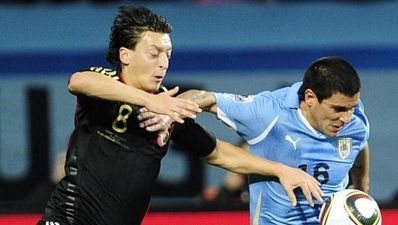 Transfer Window: Ozil, Luiz, Marchetti, Young … and Kink