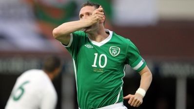 Irish players pay tribute to centurion Keane