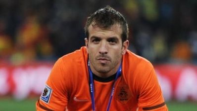Van der Vaart signs for Tottenham Hotspur