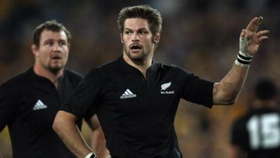 All Blacks snatch late victory in Sydney