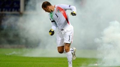 Rioting Serbian fans cause abandonment of Italy clash