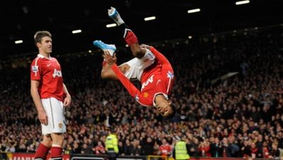 Transfer Talk: Stefan de Vrij set to join up with van Gaal at United, Toon want Carroll, Milan eye Nani