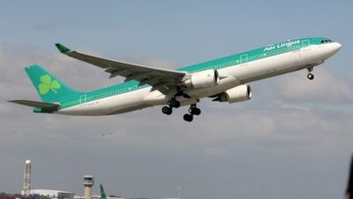 Dublin airport open after work to clear runways