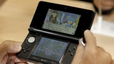 UK pre-orders for Nintendo 3DS suggest whopping £300 price tag