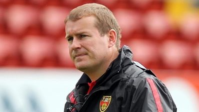 Pundit-bashing, and Mournemen eye revenge