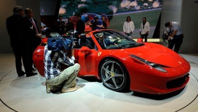 Video: Ferrari’s newest supercar unveiled