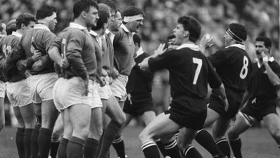 Willie Anderson shows the French how to stare down the haka