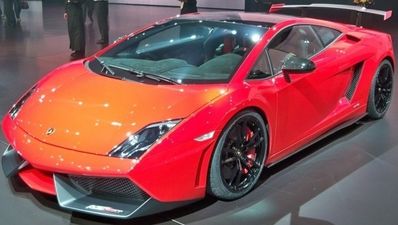 Video: Lamborghini ruins a classic with a remake