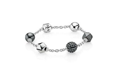 Gift your better half the perfect accessory – a PANDORA bracelet