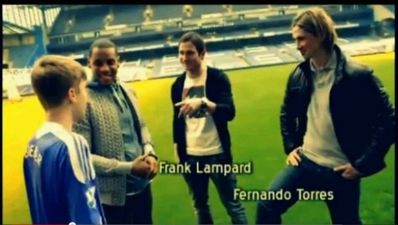 Video: Justin Bieber is better at football than Fernando Torres