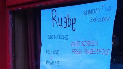 We think somebody who works in this pub isn’t a big rugby, or geography, fan