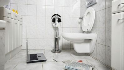 Men spend longer in the bathroom than women