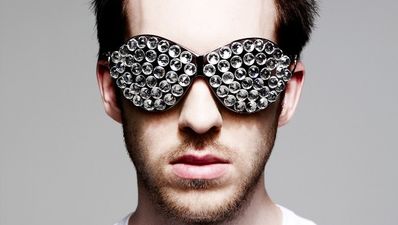 Saturday Night Warm-Up Tracks: Calvin Harris, Delorentos, The Black Keys
