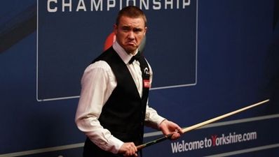 Video: Stephen Hendry rolls back the years with maximum 147 break at the Crucible