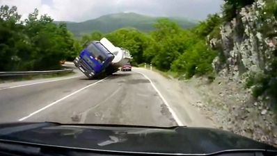 Video: Another Russian dash-cam captures an extremely lucky escape