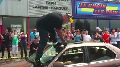 Video: Man turns car into convertible using the DIY approach