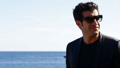 Video: Luis Figo’s spectacular strike for Real Madrid against Man United legends