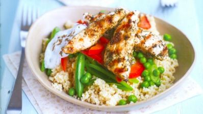 Healthy Recipe: Seared chicken with mint yogurt dressing