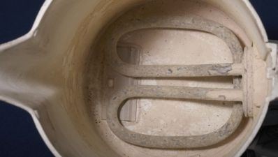 Five Minute DIY: How to clean lime scale from your kettle