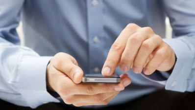 Does it really cost more if you text a cúpla focail?