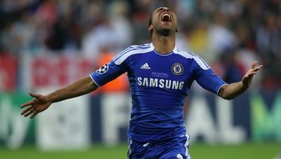 Tweet of the Day: Cole takes to Twitter to p*ss Arsenal fans off