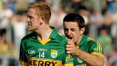 Has Stevie Wonder given Kerry a team talk?