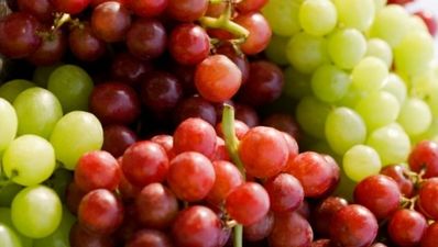 Forget apples, a few grapes should keep the doctor away