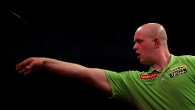 Big names keep falling as Lewis is knocked out