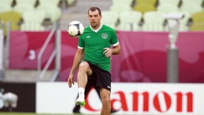 Tweet of the Day:Gibson looking for a golf partner