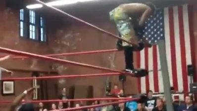Video: This is why your mother stopped you from wrestling