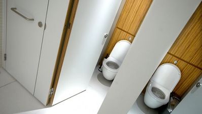 Video: You never leave a man behind… even if he’s on the jacks