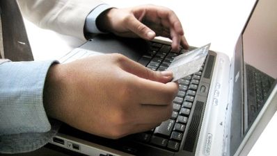 Irish online shoppers to spend 320,000 euro an hour today