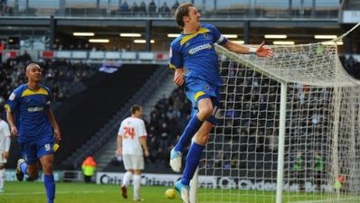 AFC Wimbledon get in on the Hazard ballboy jokes