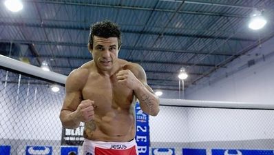 Video: Vitor Belfort KOs Michael Bisping with stunning shin kick to the head