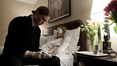 Video: Antiviral trailer – A darkly satirical movie about celebrity obsession gone too far