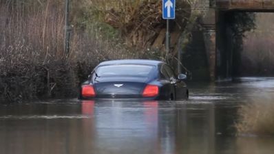 Video: This Bentley driver has more money than sense