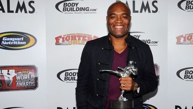 Bored in work? How about 15 minutes of the best MMA KOs of 2012 to pass the time