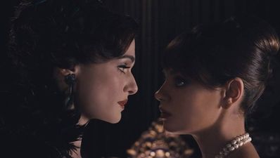 Mila Kunis and James Franco in Oz the Great and Powerful trailer