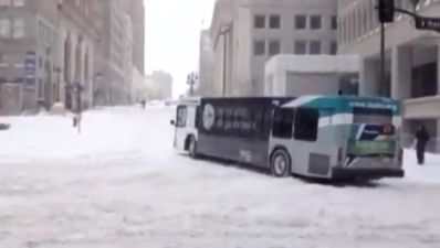 Video: This is why you shouldn’t drift a bus