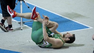 Brian Gregan shows us his stitches